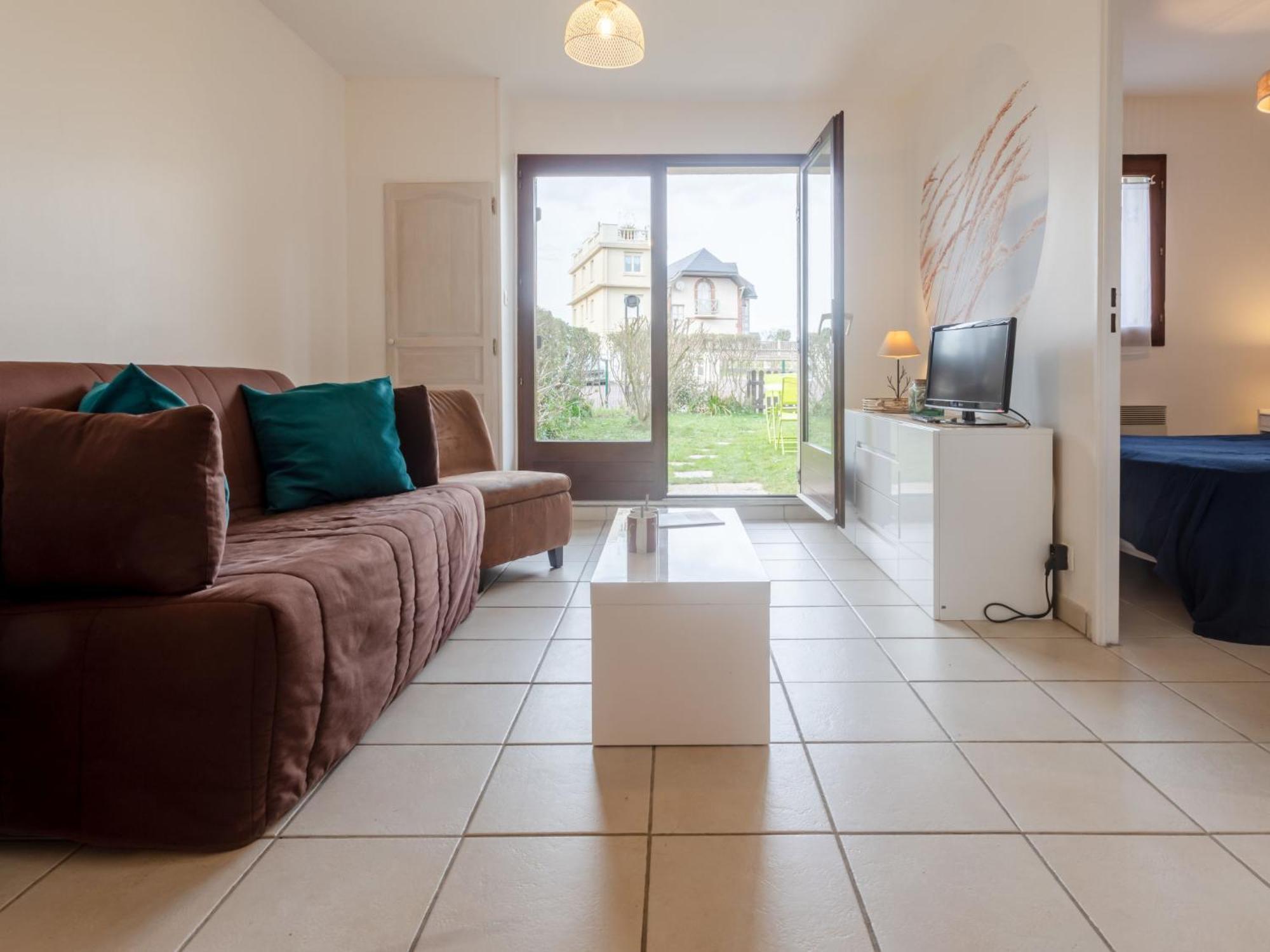 Apartment Le Vert Clos By Interhome Villers-sur-Mer Esterno foto
